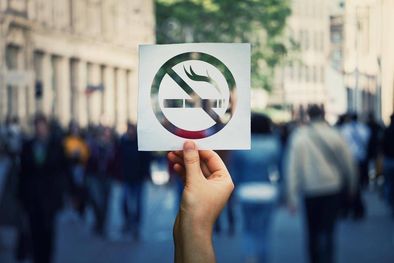 Cigarette : l'interdiction dans les lieux publics tarde à être mise en place