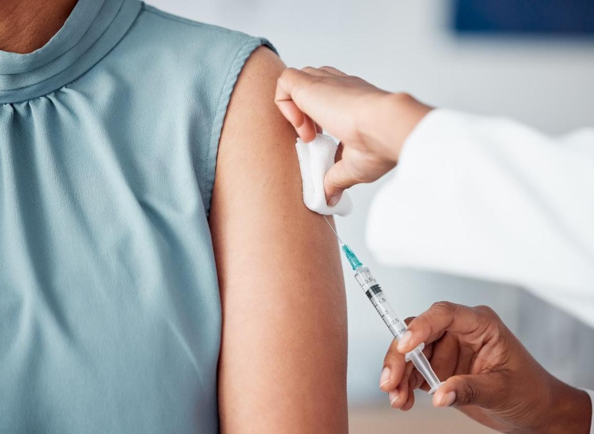 Calendrier vaccinal 2024 : changements pour la méningite, la rougeole, les pneumococcies et le zona