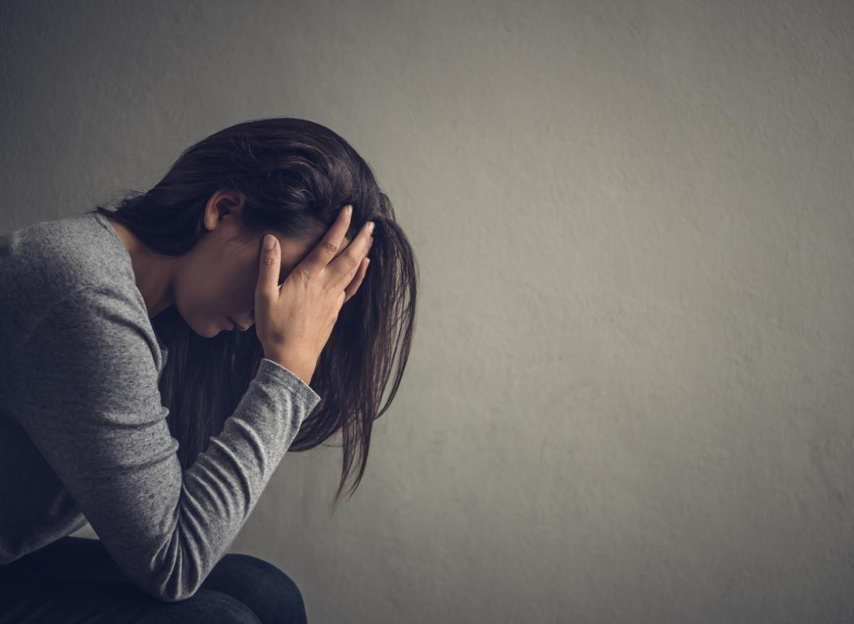 Suicide : hausse 40 % chez les jeunes femmes entre 2020 et 2022 