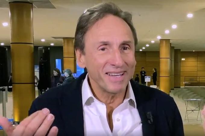 Une reconstruction mammaire immédiate pour toutes les femmes ?